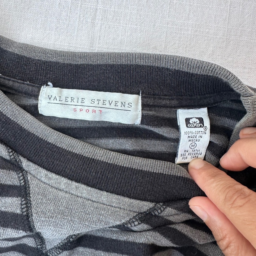 Valerie Stevens Sport 90s Vintage Striped Long Sleeve Cotton Top Grey Black M - Picture 2 of 8